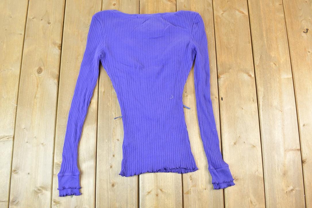 Women Vintage Vigoss Y2K Ribbed T-Shirt / Vigoss Grunge Skull Print / Contrast Stitch / Internet Famous Clothing / Over Dyed