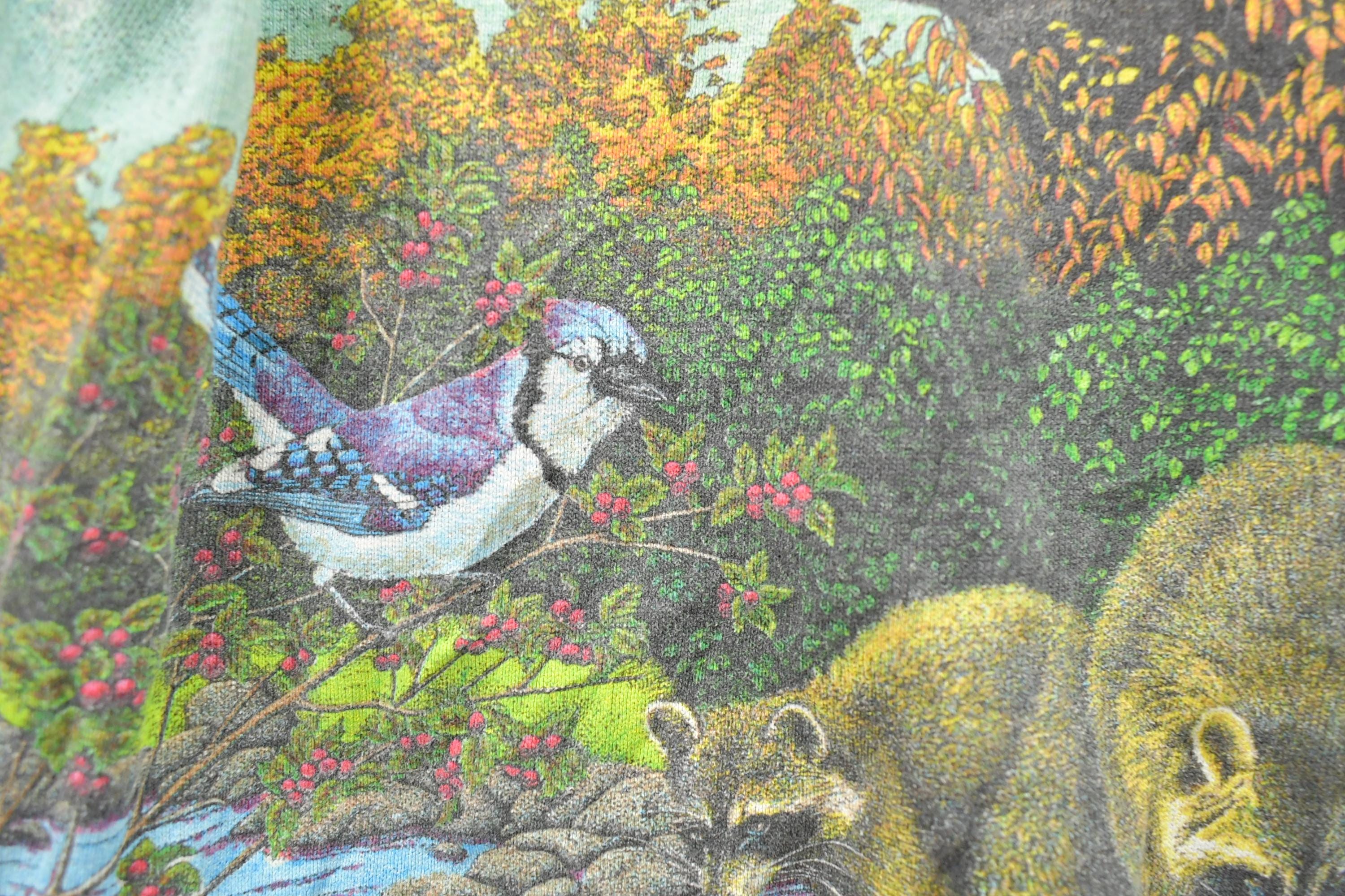 Vintage 1990s Bear And Bluejay Theme Habitat Graphic T-Shirt