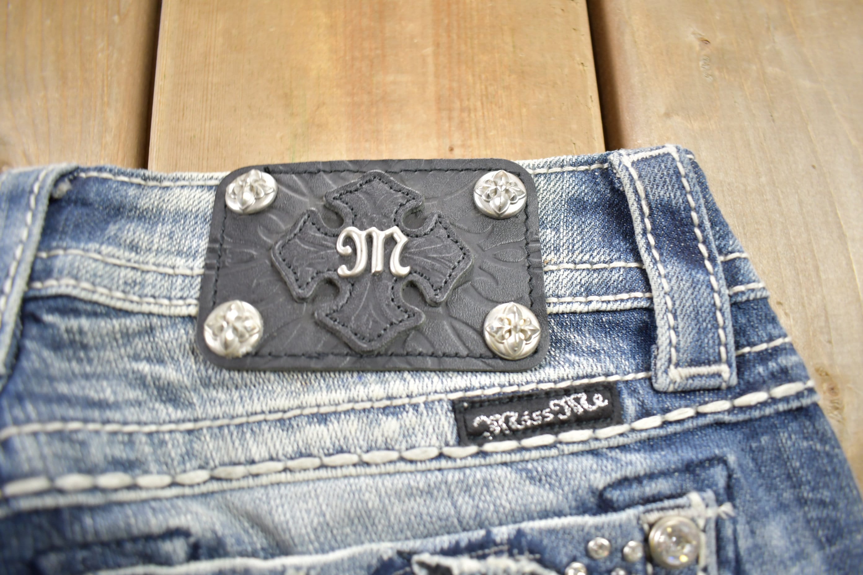 Vintage Y2K Miss Me Bedazzled Low Rise Jeans Size 26x32