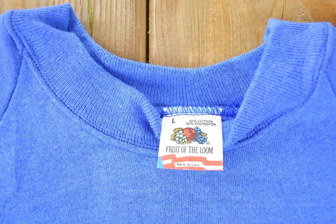 Vintage 1990s Milwaukee Wisconsin Souvenir Crewneck Sweatshirt Made In USA