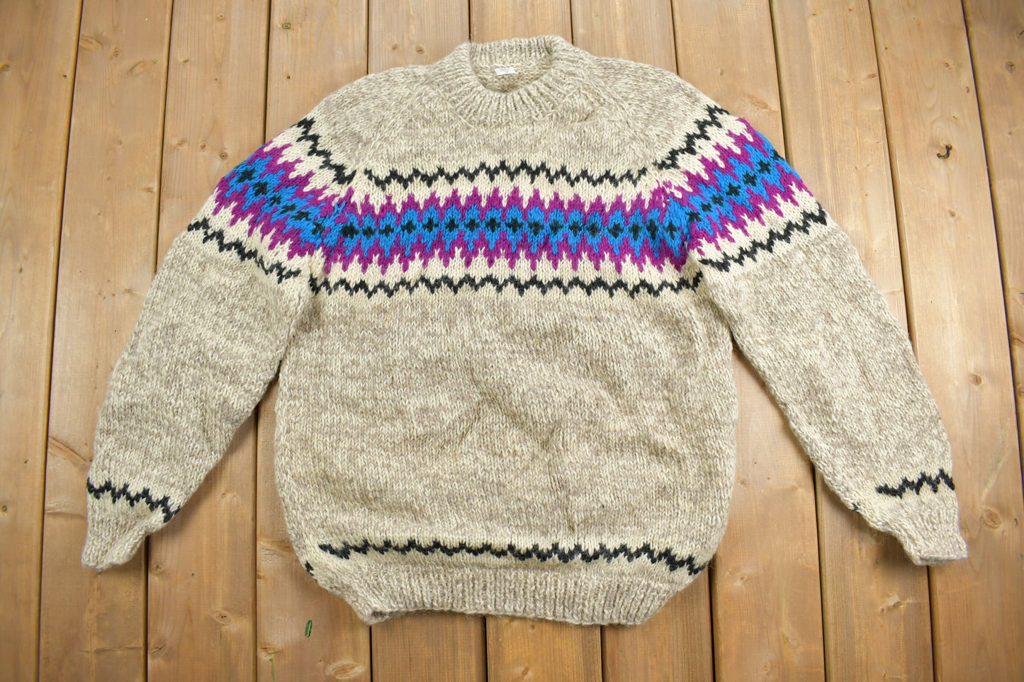 Vintage 1980s Hand Made 100% Wool Knit Heavy Knit Sweater / Vintage Crewneck / Outdoorsman / Vintage Knit / Winter Sweatshirt