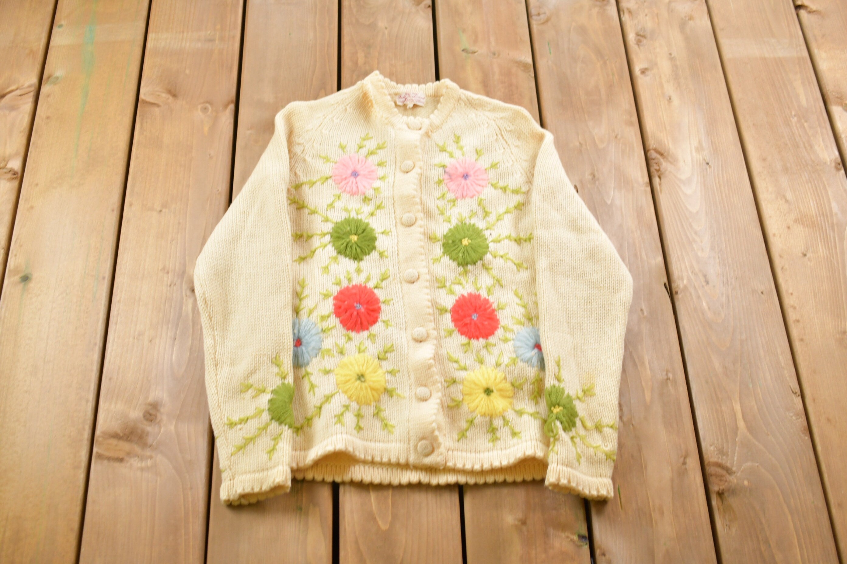 Vintage 1960s Fully Fashioned Floral Graphic Cardigan Sweater