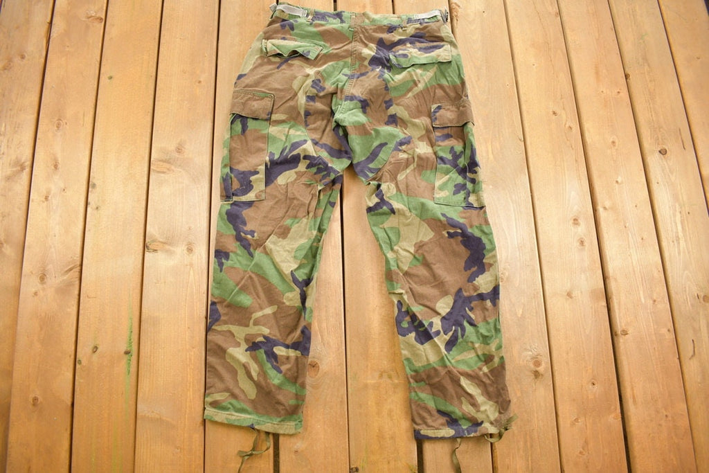 Vintage 1990s Woodland Camouflage Cargo Pants Size 28 - 34 x 28