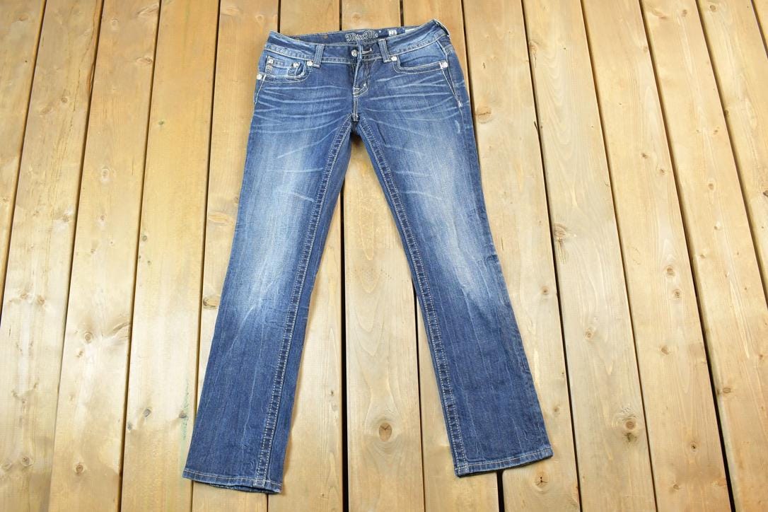 Vintage Y2K Miss Me Bedazzled Low Rise Jeans Size 28x31