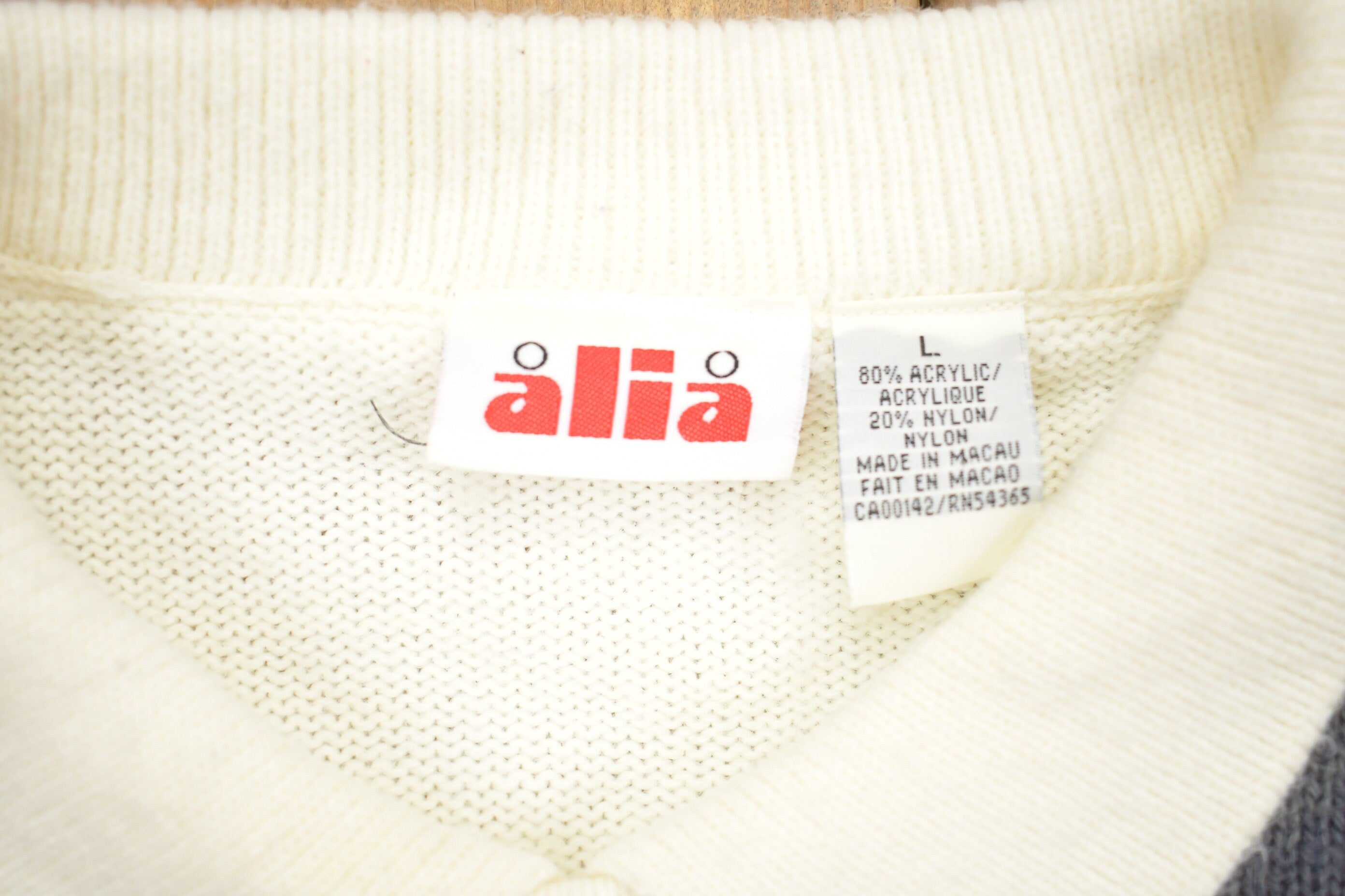 Vintage 1990s Alia Argyle Knitted Collared Sweater /