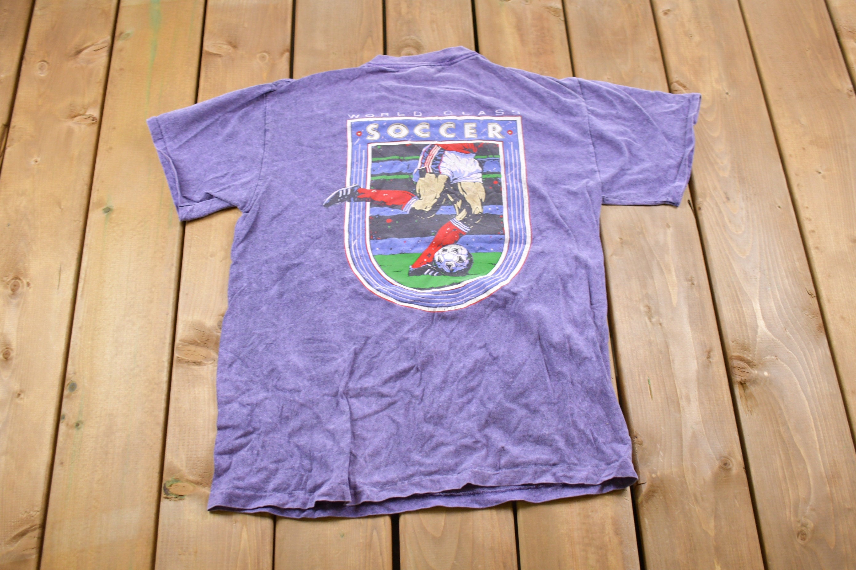 Vintage 1990s Maui World Class Soccer Graphic T-Shirt
