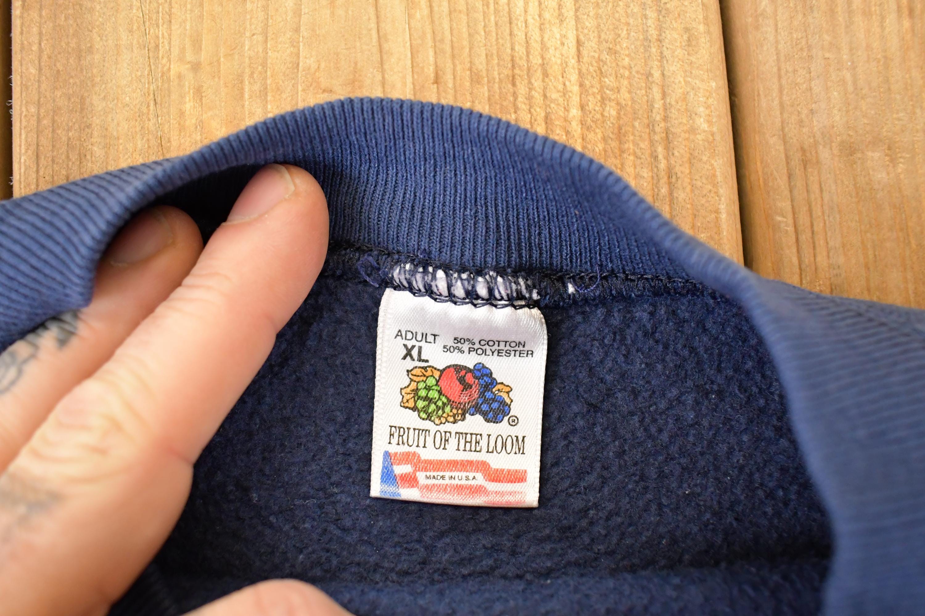 Vintage 1990s Winter Cardinal Embroidered Crewneck Sweatshirt Mens L