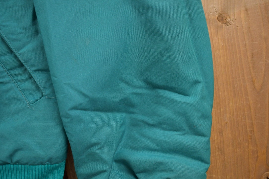 Vintage 1990s Columbia Thinsulate Lined Windbreaker Jacket