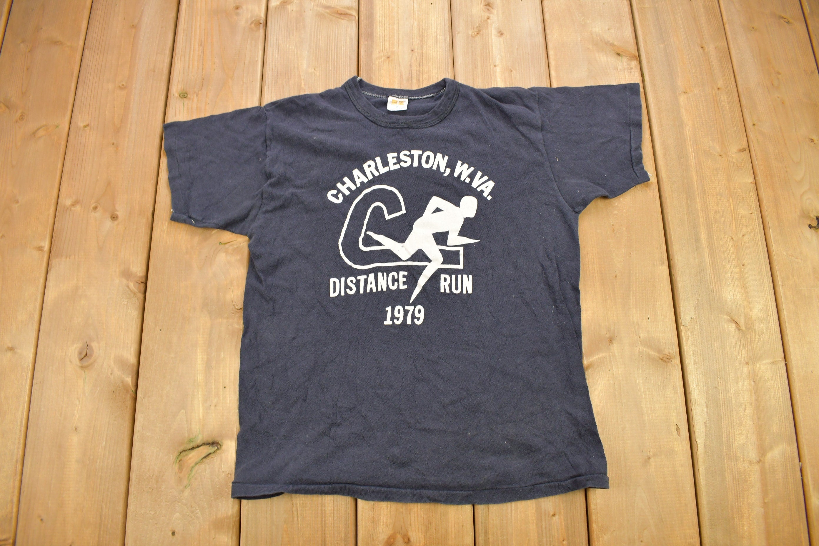 Vintage 1979 Charleston West Virginia Distance Run Graphic T Shirt