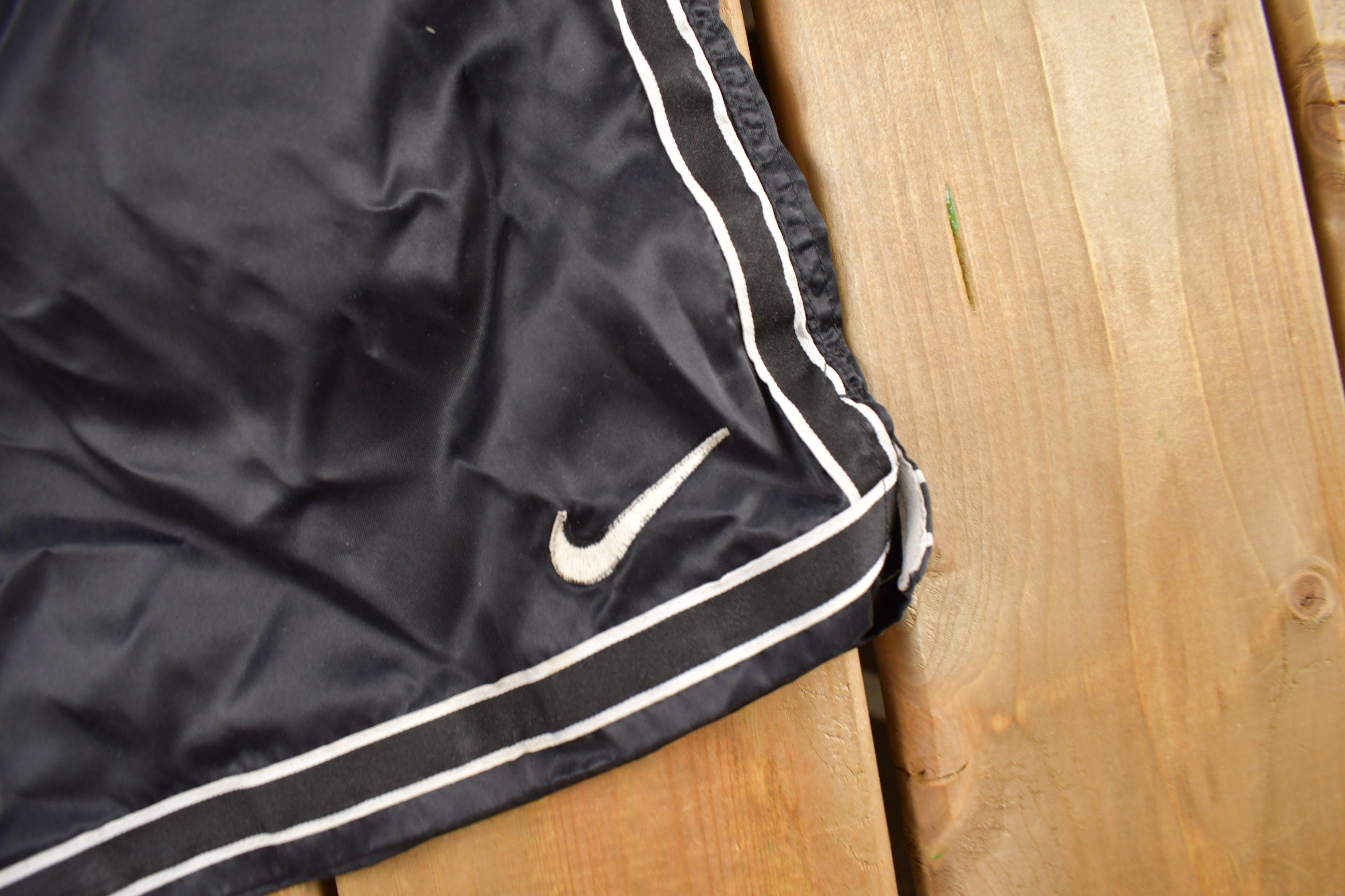 Vintage 1990s Nike Mini Swoosh Women's Gym Shorts Size S 4-6