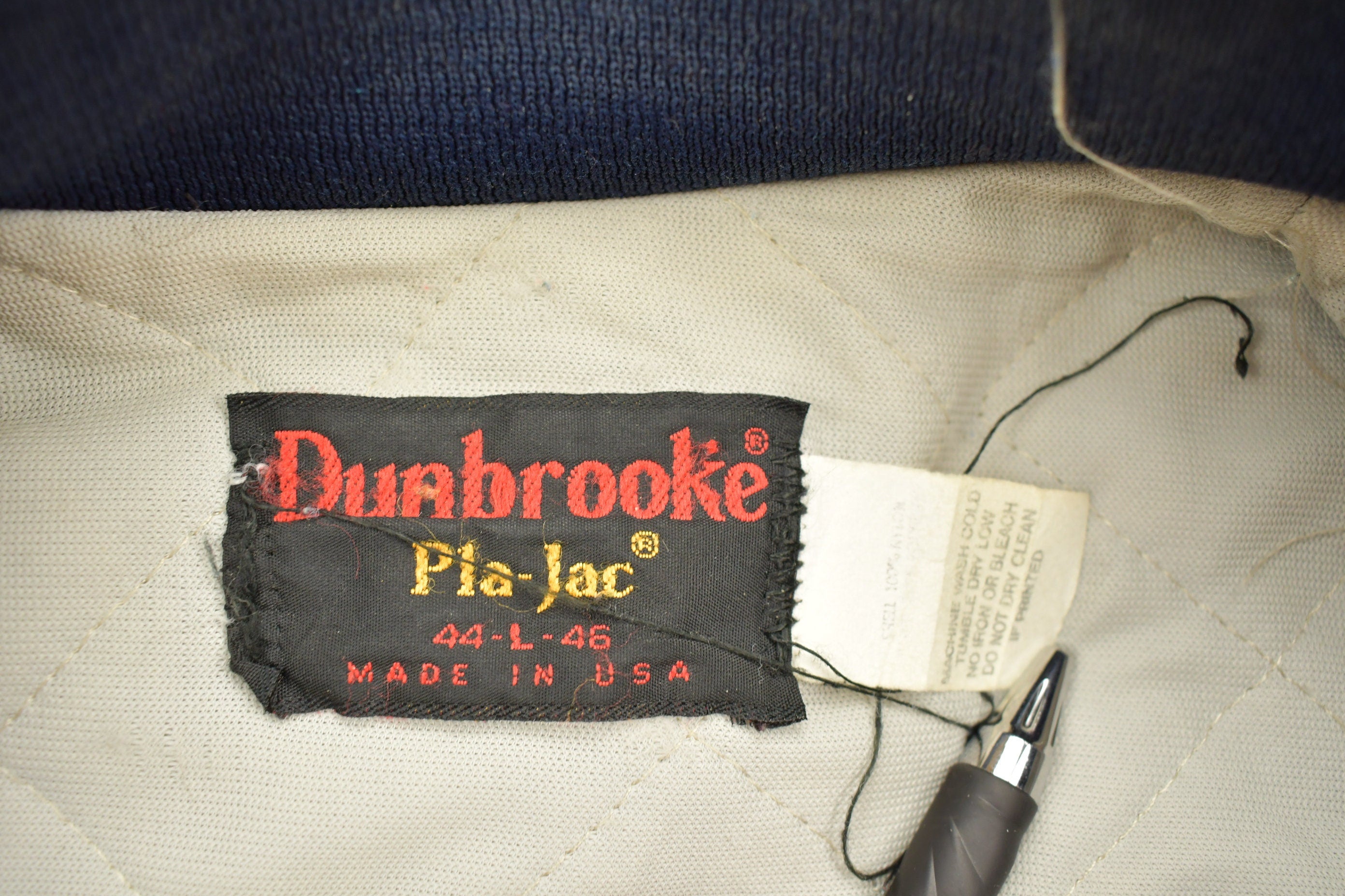 Vintage 1990s Dunbrooke Lake Mills Iowa Satin Bomber Jacket  Snap Button  Streetwear  Souvenir Jacket  Made In USA  Streetwear  Iowa
