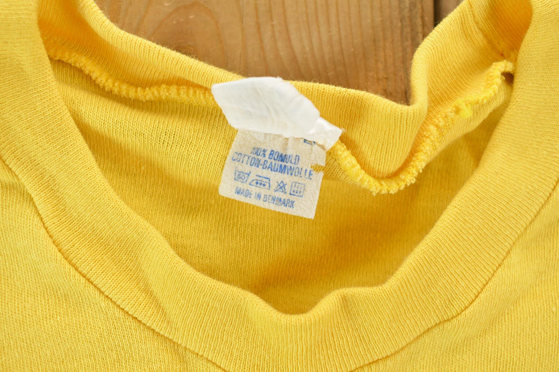 Vintage 1970s Single Stitch Koniz Volleyball Club Graphic T-Shirt