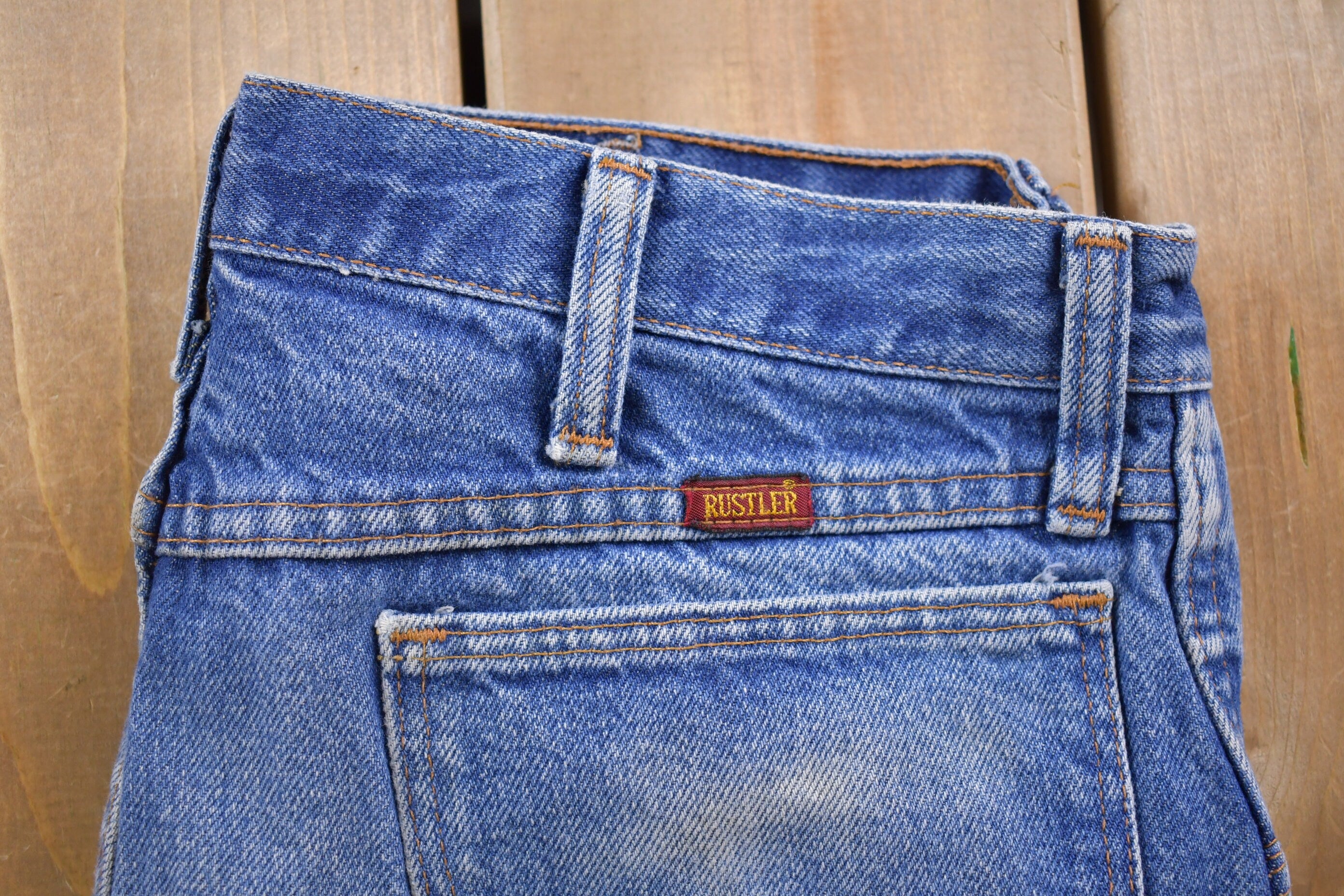 Vintage 1990's Rustler's Basic Blue Jeans 32 x 33