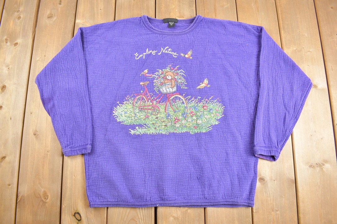 Vintage 1990s Chic Cute Teddy Bear Explore Nature Crewneck Sweater