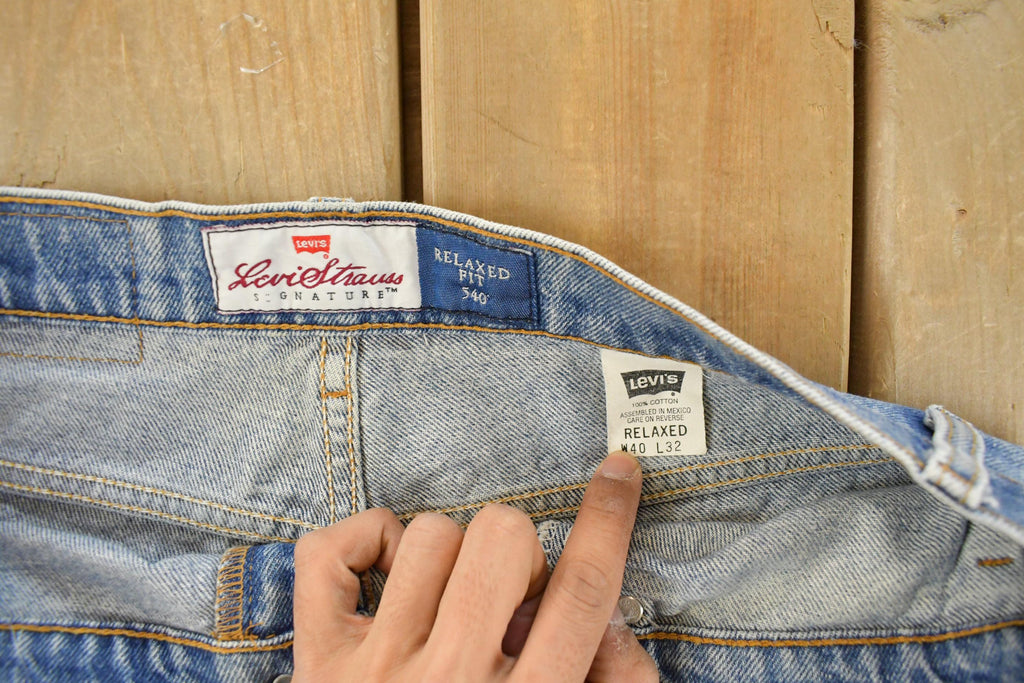 Vintage 1990s Levi's 540 Relaxed Fit Denim Jeans Men's 39 x 33