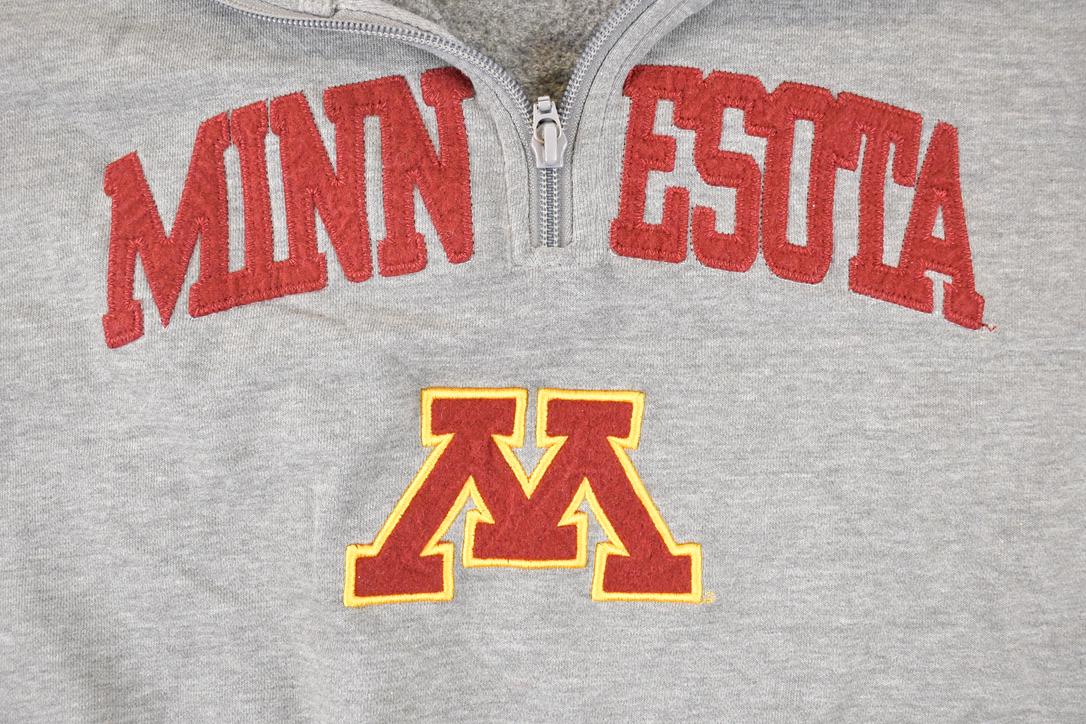 Vintage 1990s Jansport Minnesota Quarter Zip Embroidered University Crewneck Sweater Mens L