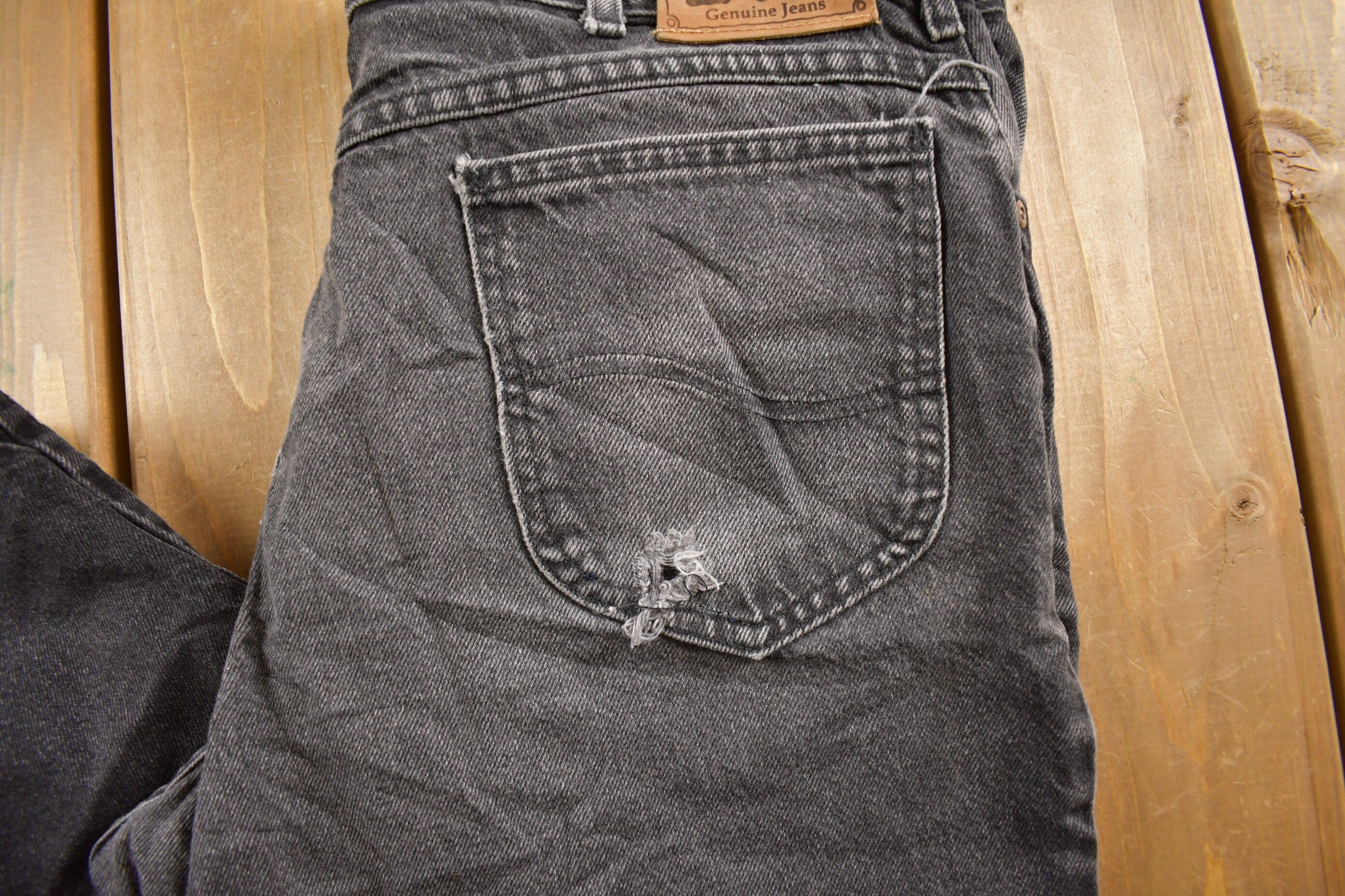 Vintage 1980s Lee Dark Wash Denim Jeans Size 36 x 26