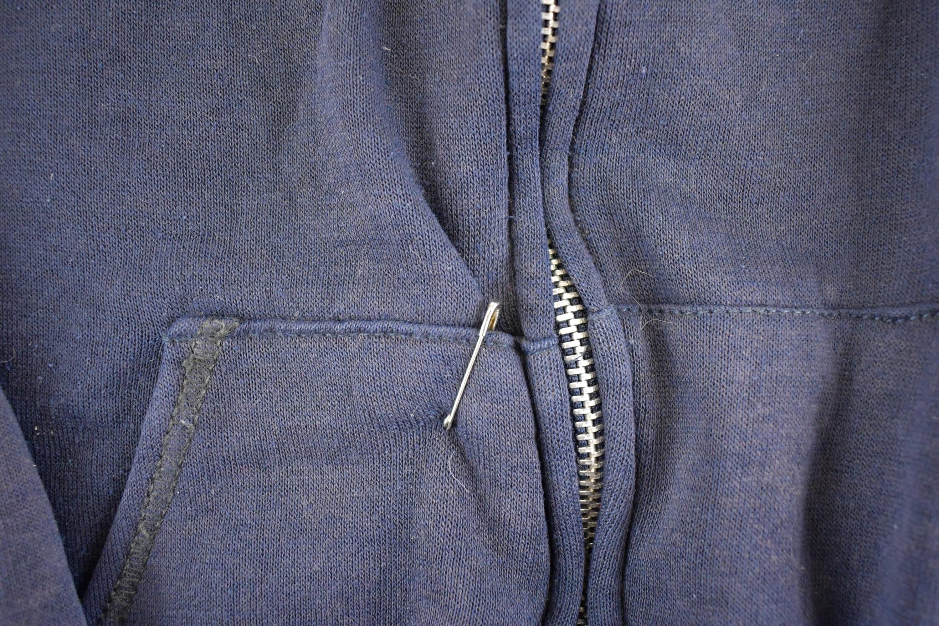 Vintage 1990s Navy Thermal Lined Thrashed Full Zip Hoodie Sweatshirt Men's M / 90's Sun Faded Thrashed Boxy Fit Streetwear Sweater
