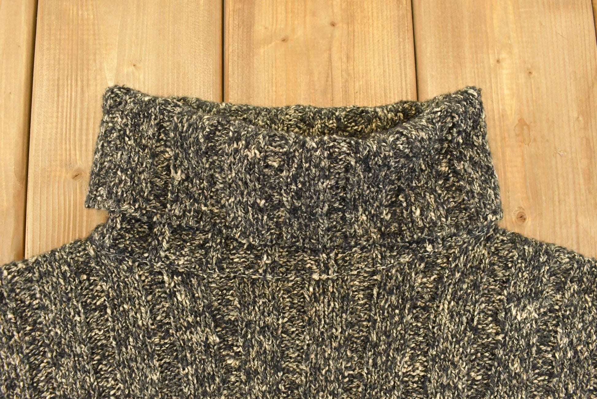 Vintage 1990s Eddie Bauer Turtle Neck Knit Sweater Women's XL / Abstract Pattern / Funky 90s Pullover / Chunky Sweatshirt / Expedition Gear