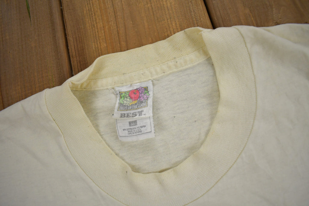 Vintage 1990s La Face Du Monde Évolue Technilab Graphic T Shirt
