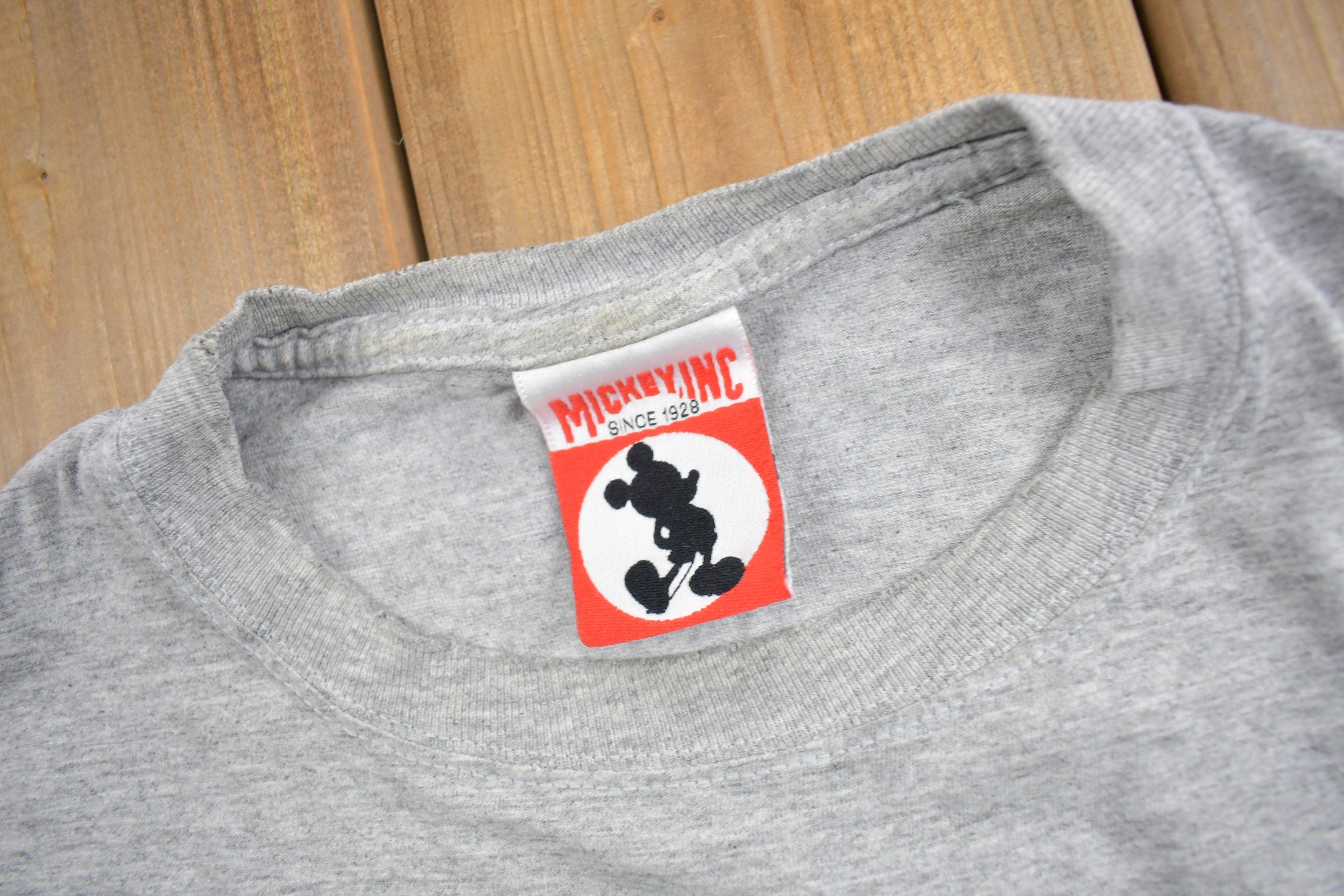 Vintage 1990s Walt Disney World Magic Kingdom T-Shirt