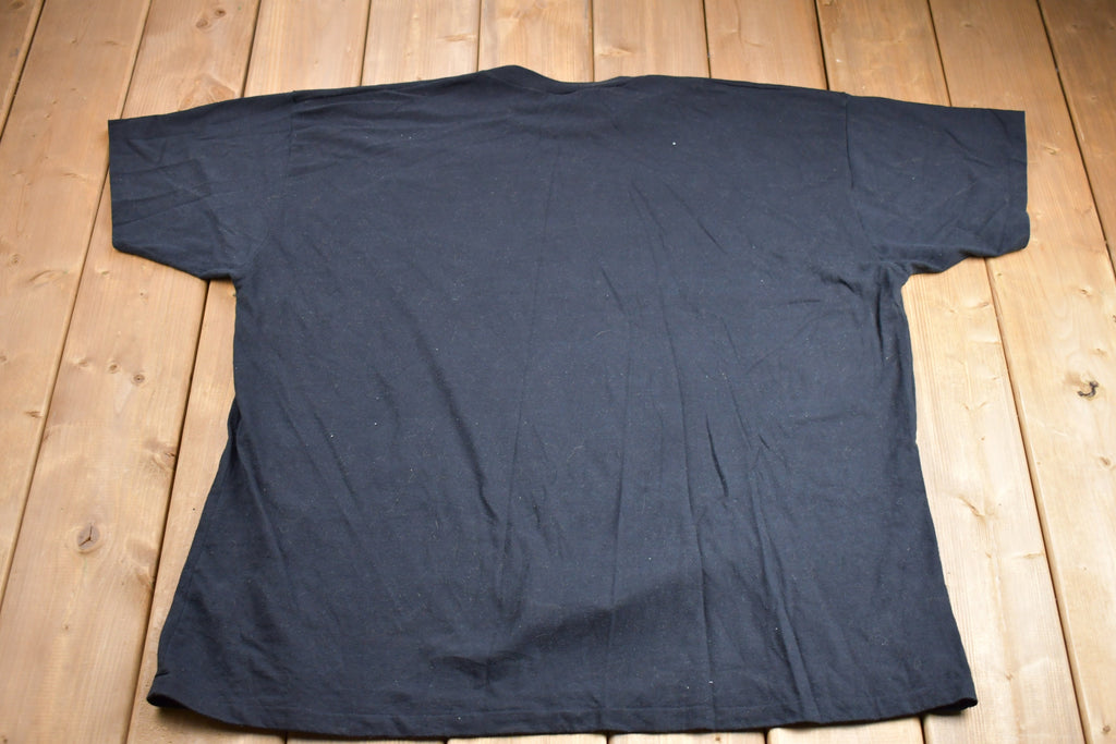 Vintage 1993 Chicago Bulls NBA World Champions Graphic T-Shirt