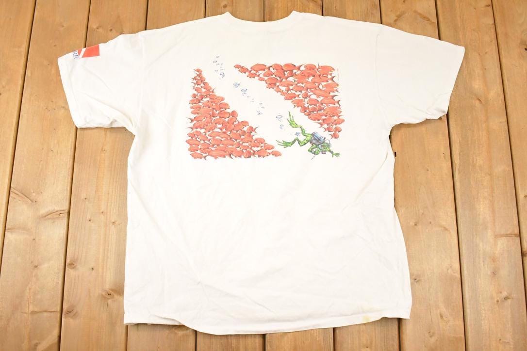 Vintage 1990s AO Amphibious Diving Souvenir Travel T-Shirt Men's L