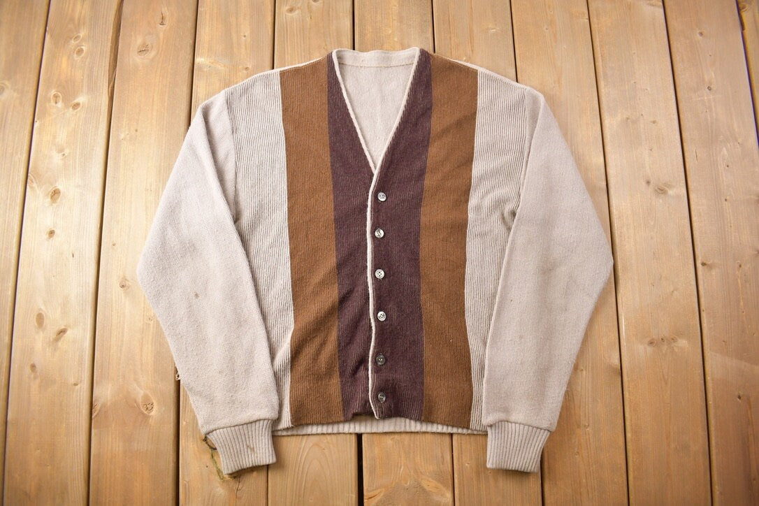 Vintage 1970s Knitted Cardigan Sweater / True Vintage Cardigan / Button Up / Abstract Pattern / 70s / Browns / Earth Tones