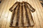 Vintage 1970s Eaton Full Length Brown Raccoon Fur Coat Adult L