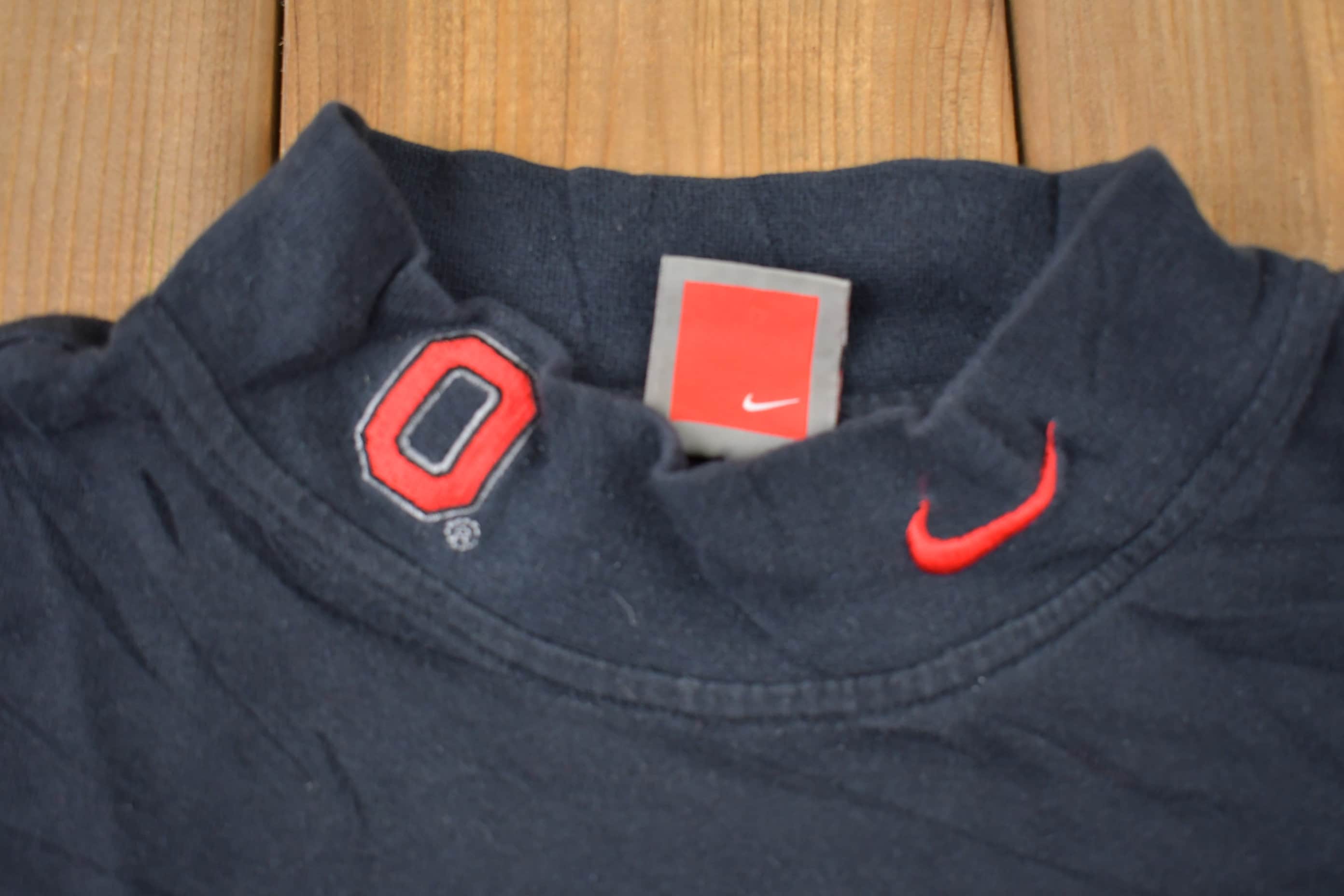 Vintage 1990s Nike University of Ohio State Buckeyes Collegiate Mockneck