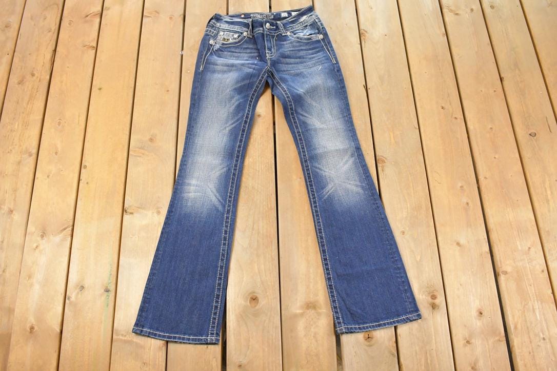 Vintage Deadstock Y2K Miss Me Bedazzled Low Rise Jeans Women's Size 26x31