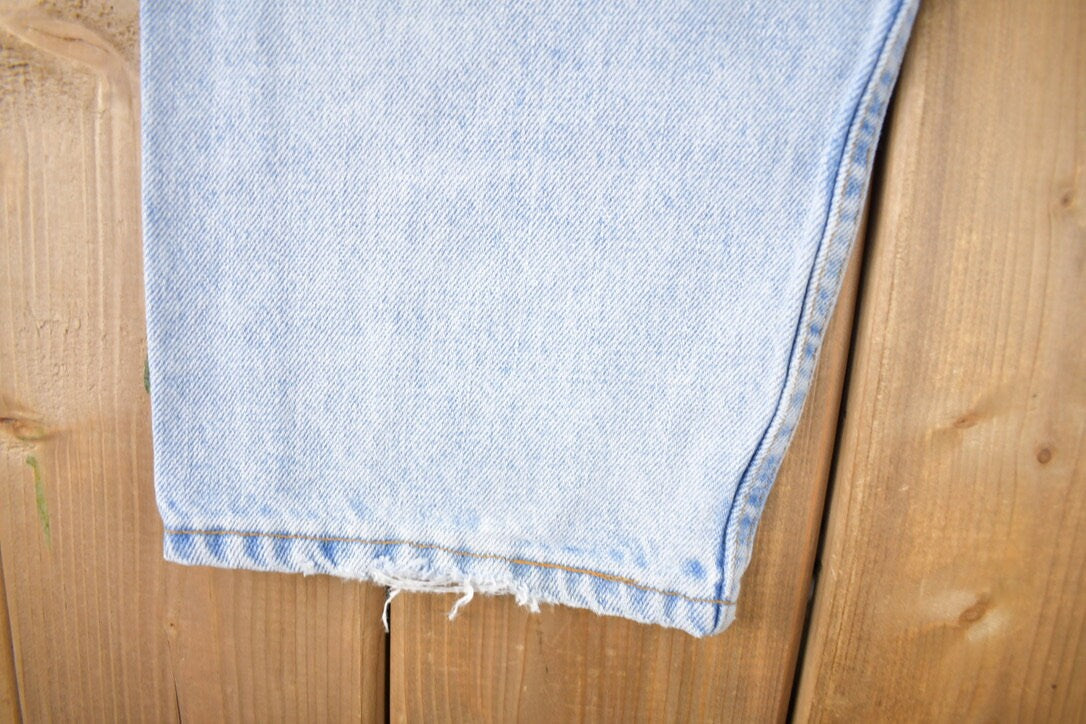 Vintage 1990s Levi's 550 Relaxed Fit Tapered Leg Jeans Size 38 x 30