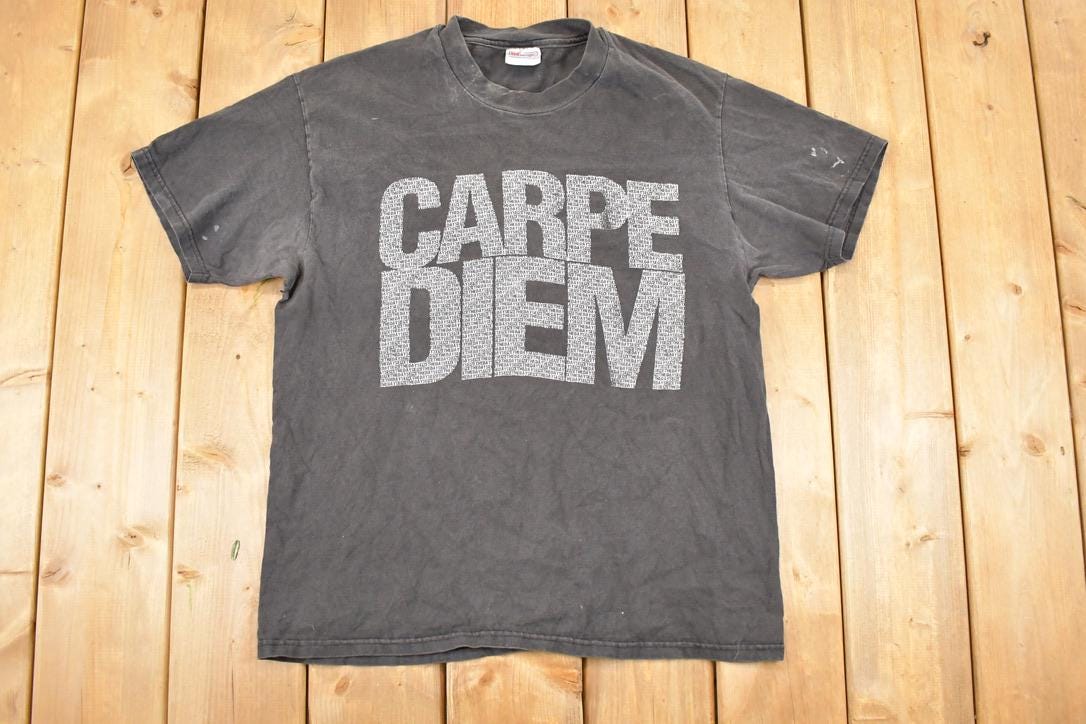 Vintage 1990s Carpe Diem Large Text Souvenir T-Shirt Men's L