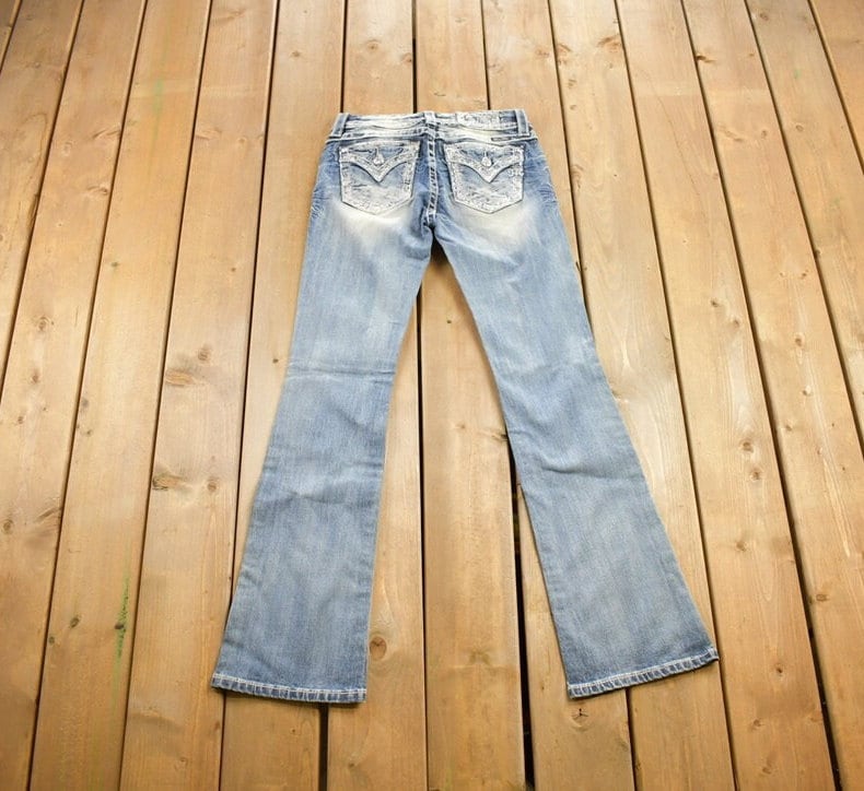 Vintage Y2K Miss Me Bedazzled Low Rise Jeans Size 26x31