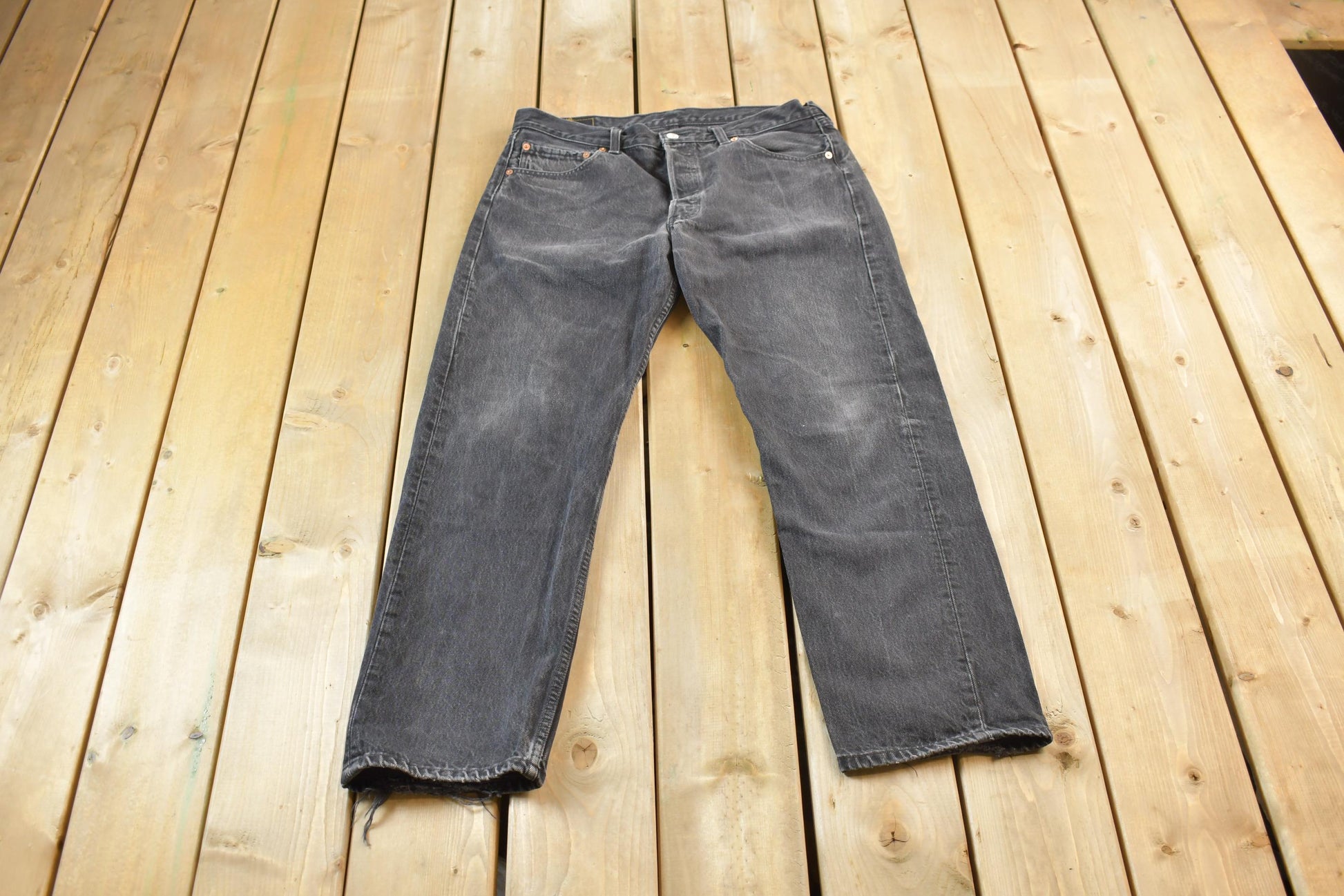 Vintage 1990s Levi's 501 Red Tab Jeans Size 36 x 30