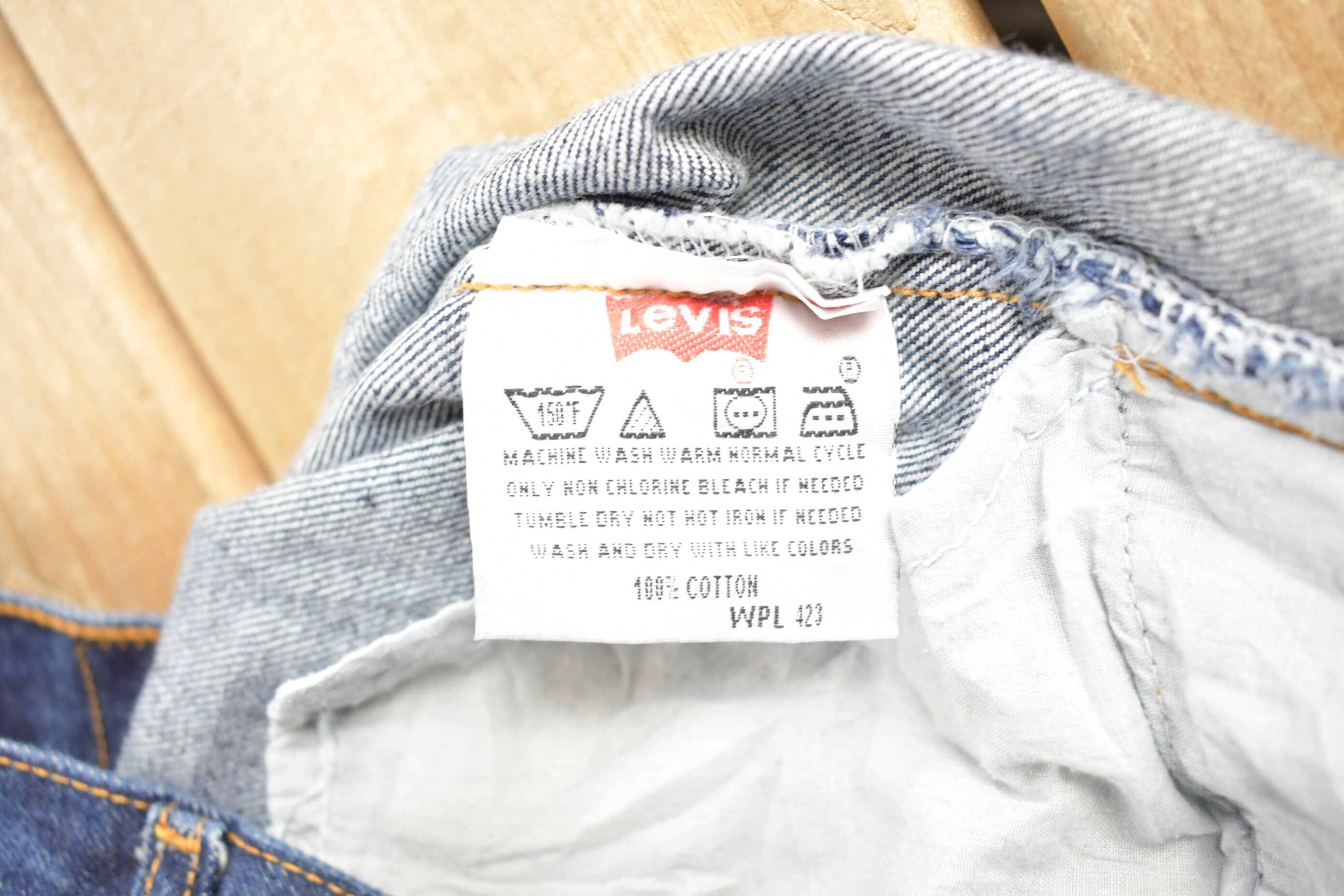 Vintage 1980s Levi's 501 Red Tab Button Fly Jeans Size 34 x 33