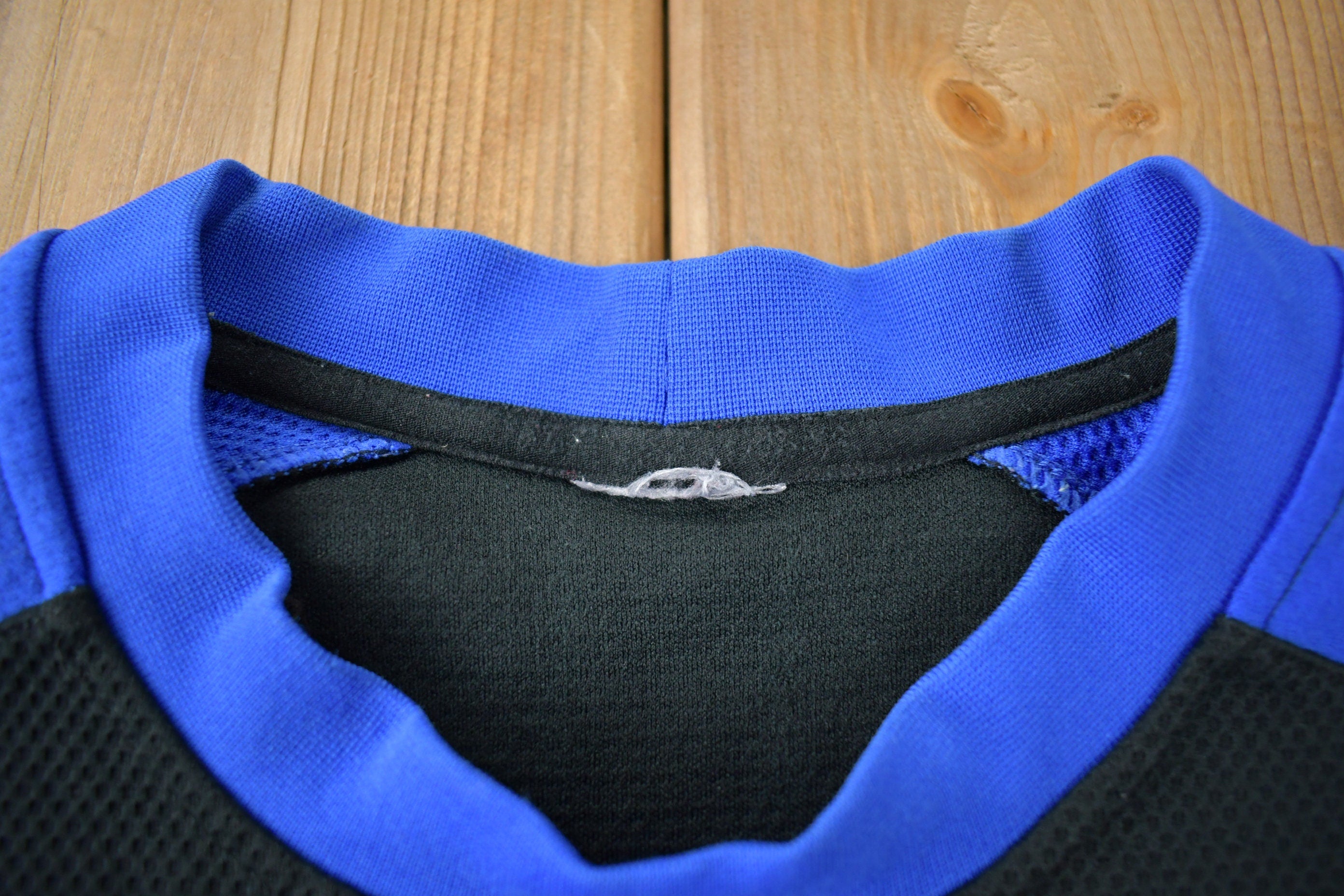 Vintage 1990s Nike Basketball Embroidered Warm Up Shirt