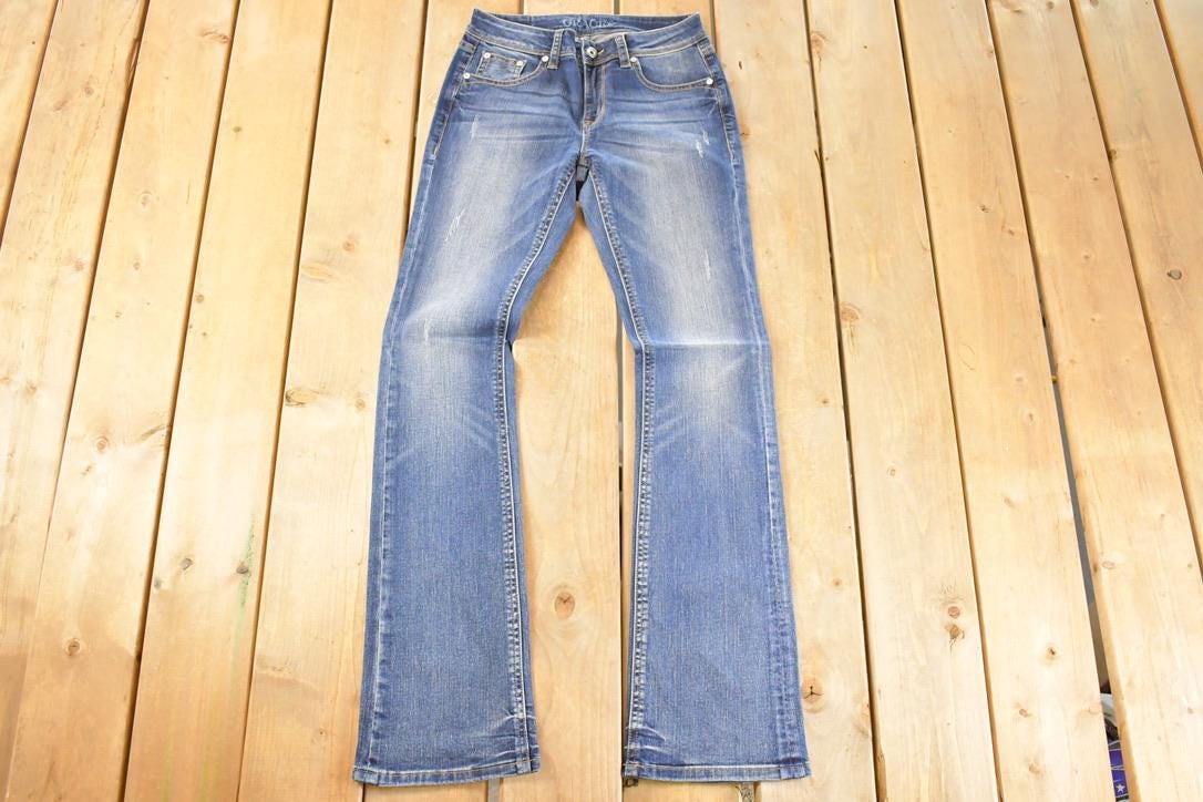 Vintage Deadstock Y2K Grace In LA Bedazzled Bootcut Low Rise Jeans Women's Size 26 x 32