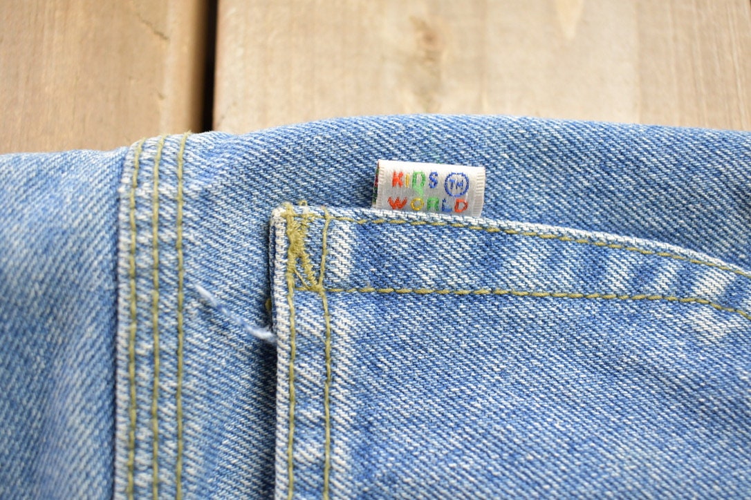 Vintage 1990s 'Kids World' Jeans Size 29x26