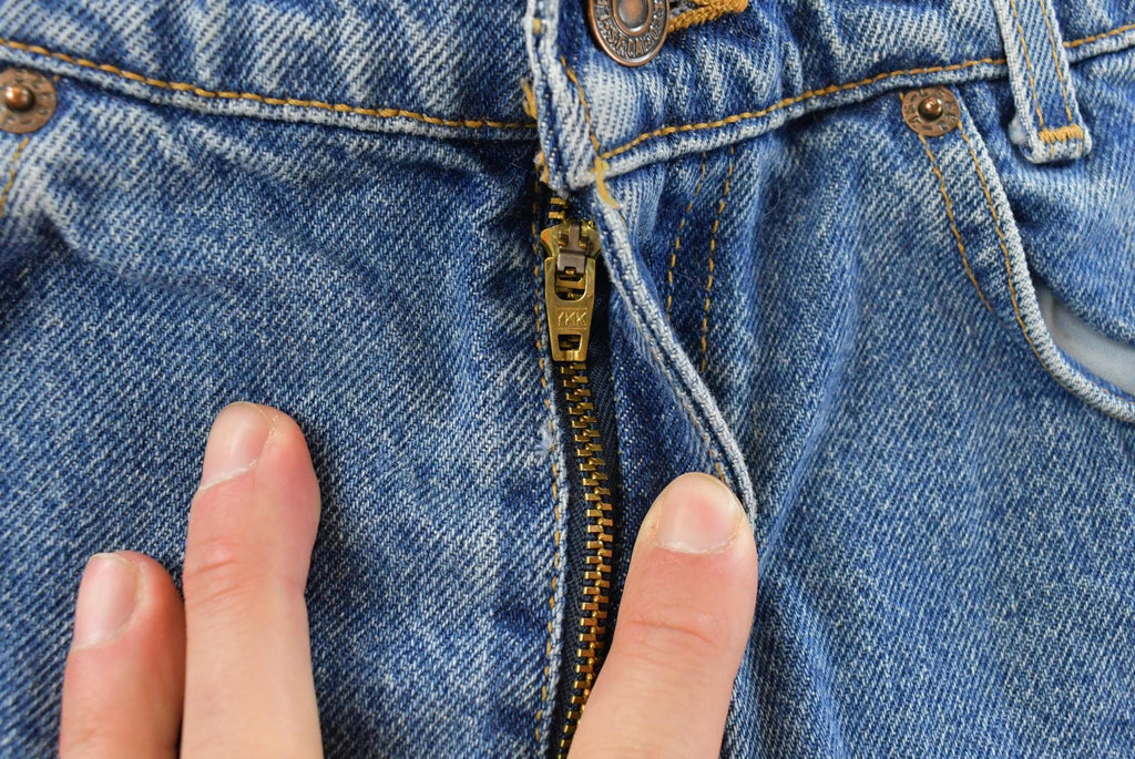 Vintage 1990s Levi's 550 Regular Fit Denim Blue Jeans Size 22 x 24.5 / 90s Levi's / Distressed Sun Faded Jeans / Streetwear