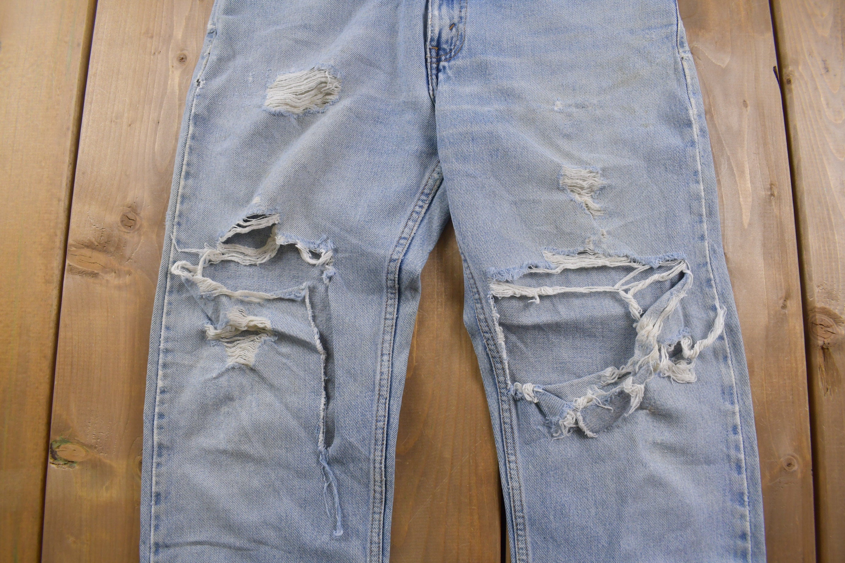 Vintage 1990s Blown Out Knee Rips Levi's 505 Red Tab Jeans Size 32 x 30