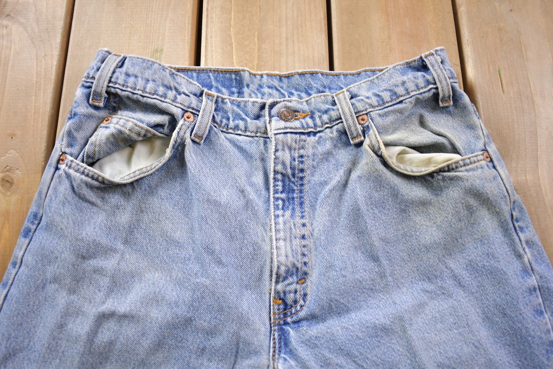 Vintage 1990s Levi's 550 Orange Tab Denim Jeans Size 30 x 30