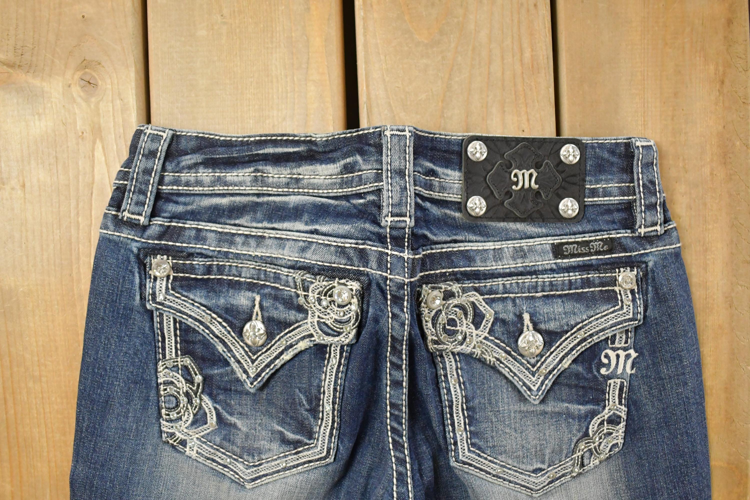 Vintage Deadstock Y2K Miss Me Bedazzled Low Rise Jeans Women's Size 26x31