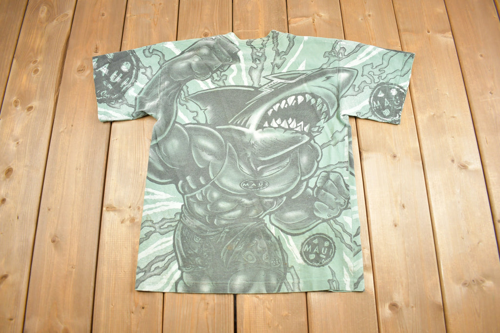 Vintage 1990s Maui Hawaii All Over Shark Print Graphic T Shirt