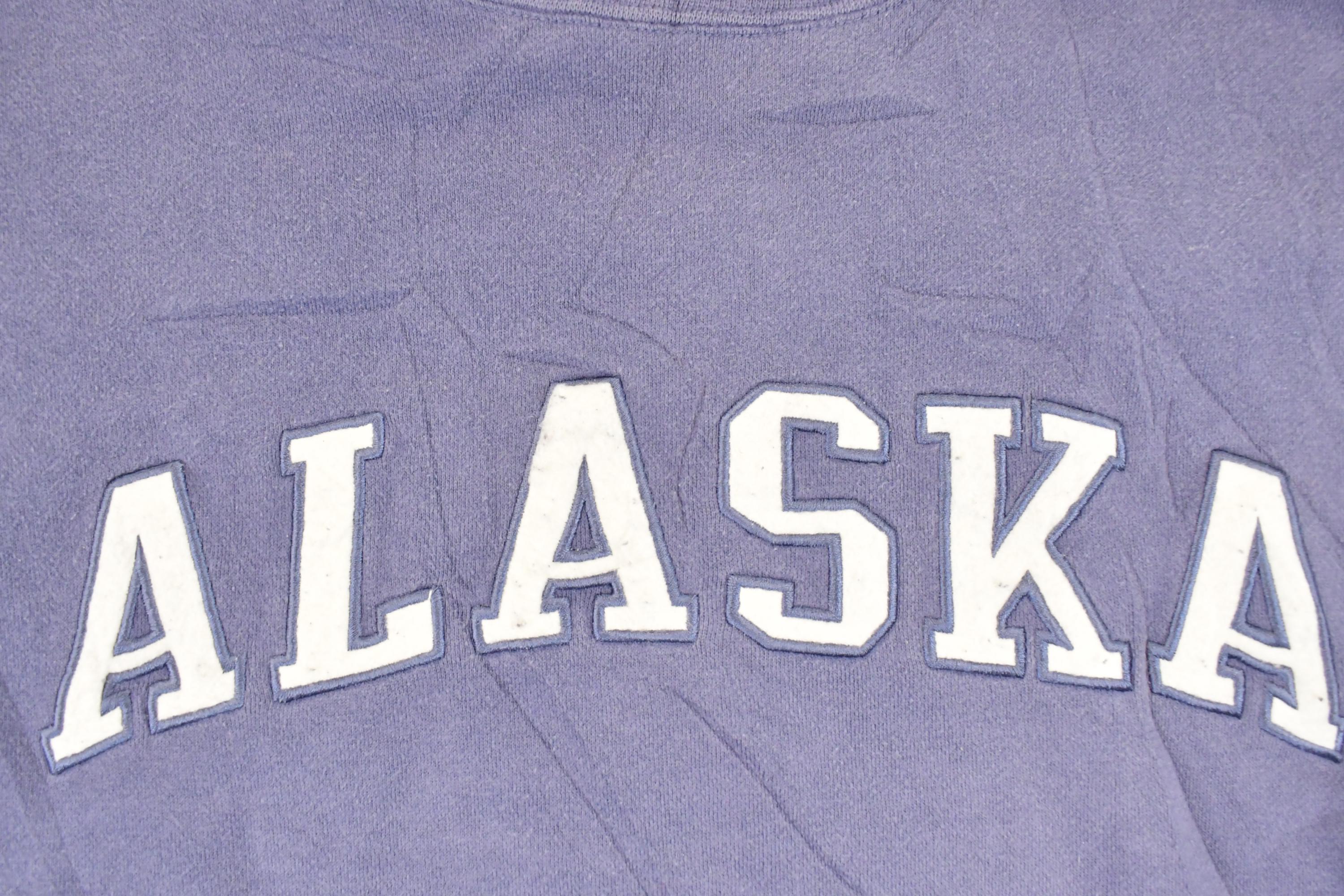Vintage 1990s Fahrenheit Alaska Embroidered Crewneck Sweatshirt Mens L  90's Destination Sweater