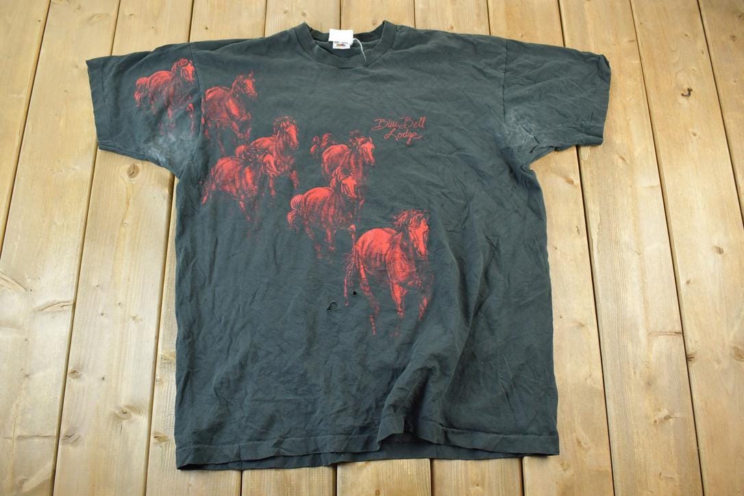 Vintage 1990s Red Horse Graphic T-Shirt