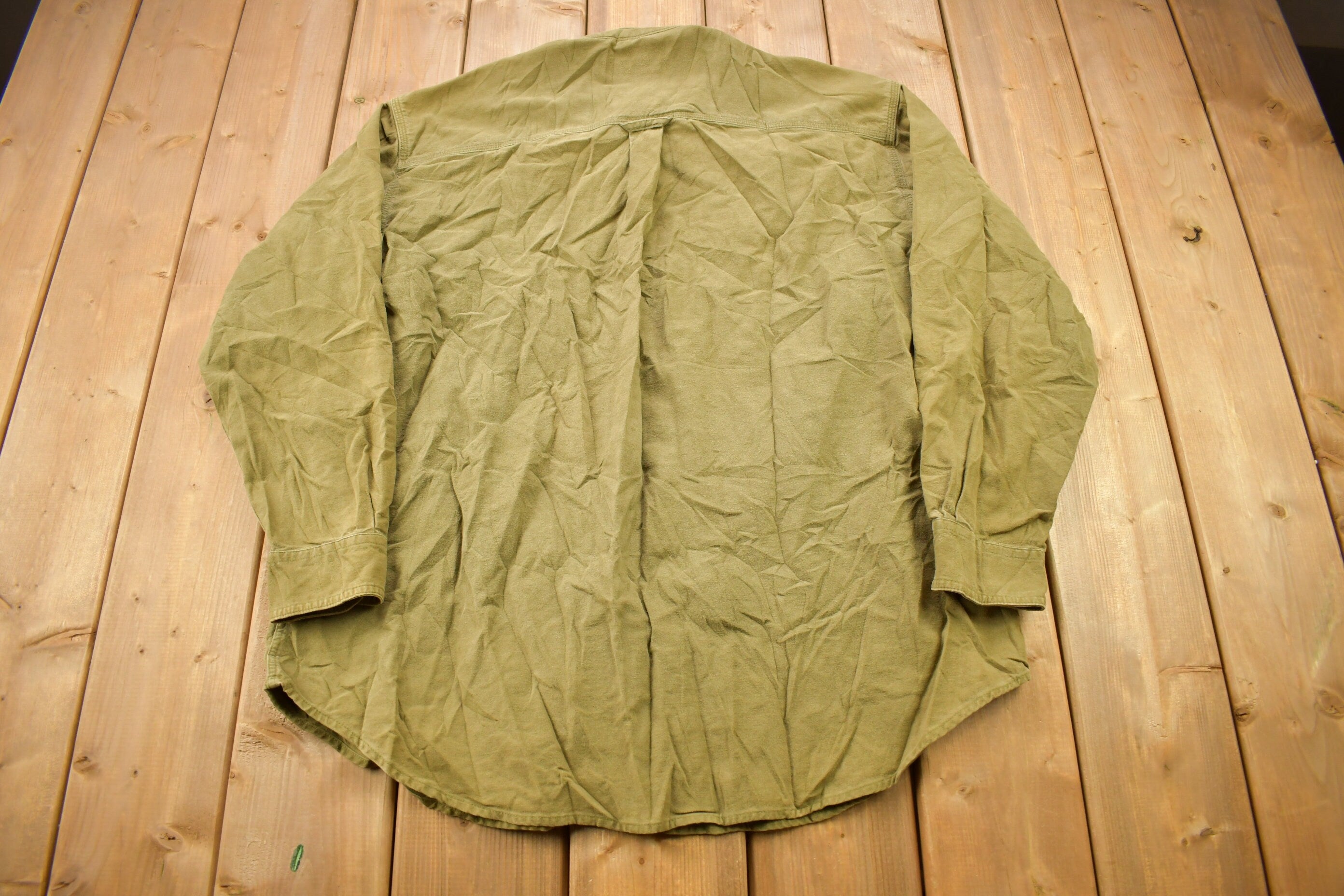 Vintage 1990s Olive Green Blank Woolrich Button Up Shirt