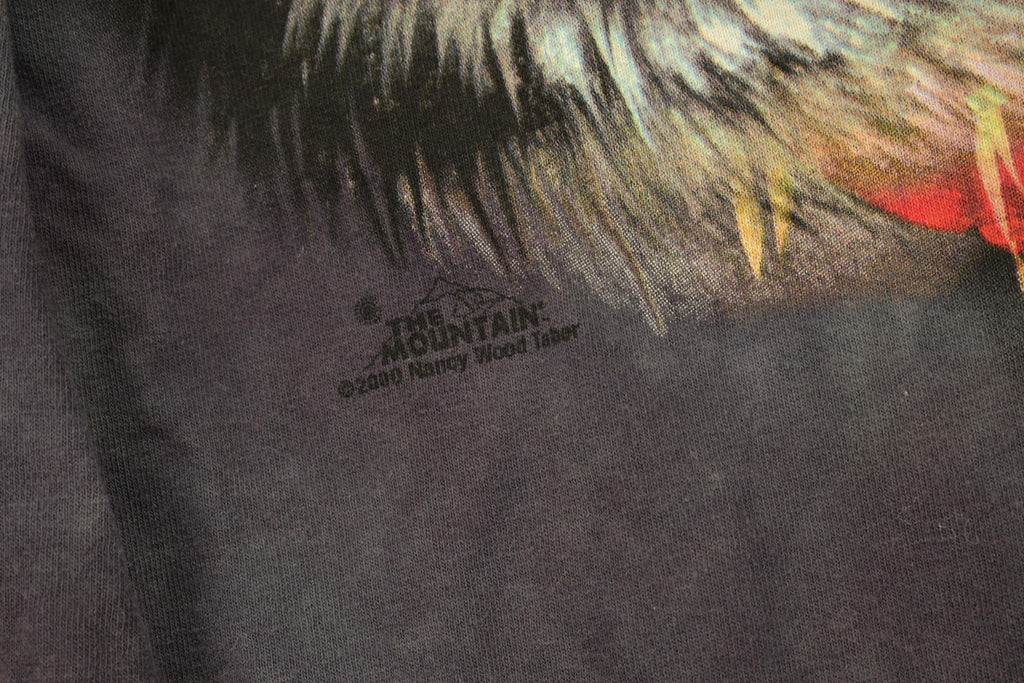 Vintage 2000 The Moutain Native American Wolf Theme T-Shirt