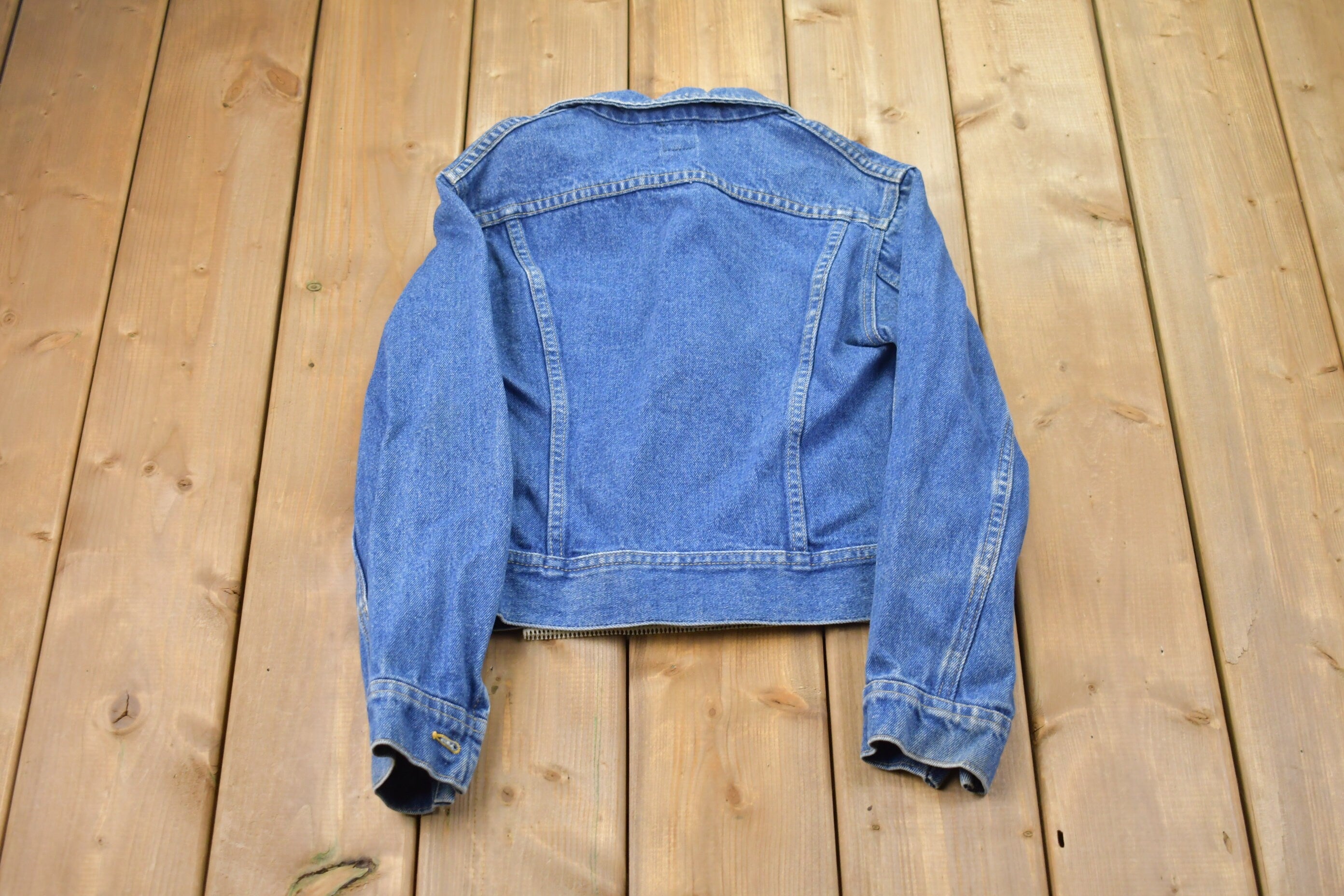 Vintage 1980s Kids Lee Denim Jean Jacket / Vintage Denim / Streetwear / Vintage Fall Outerwear / Fall Jacket / Lee denim