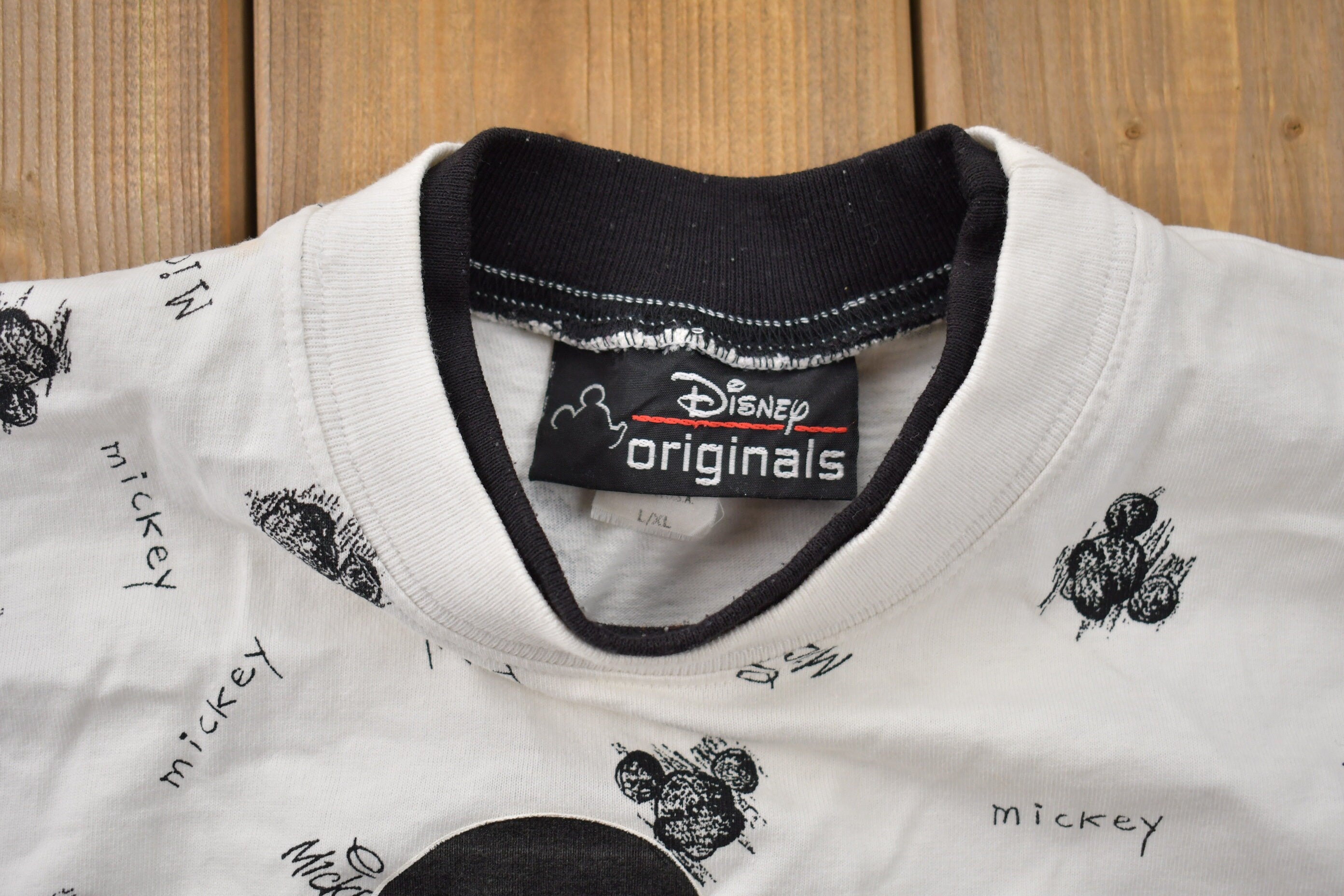 Vintage 1990s Disney Originals Mickey Mouse All Over Print T-Shirt